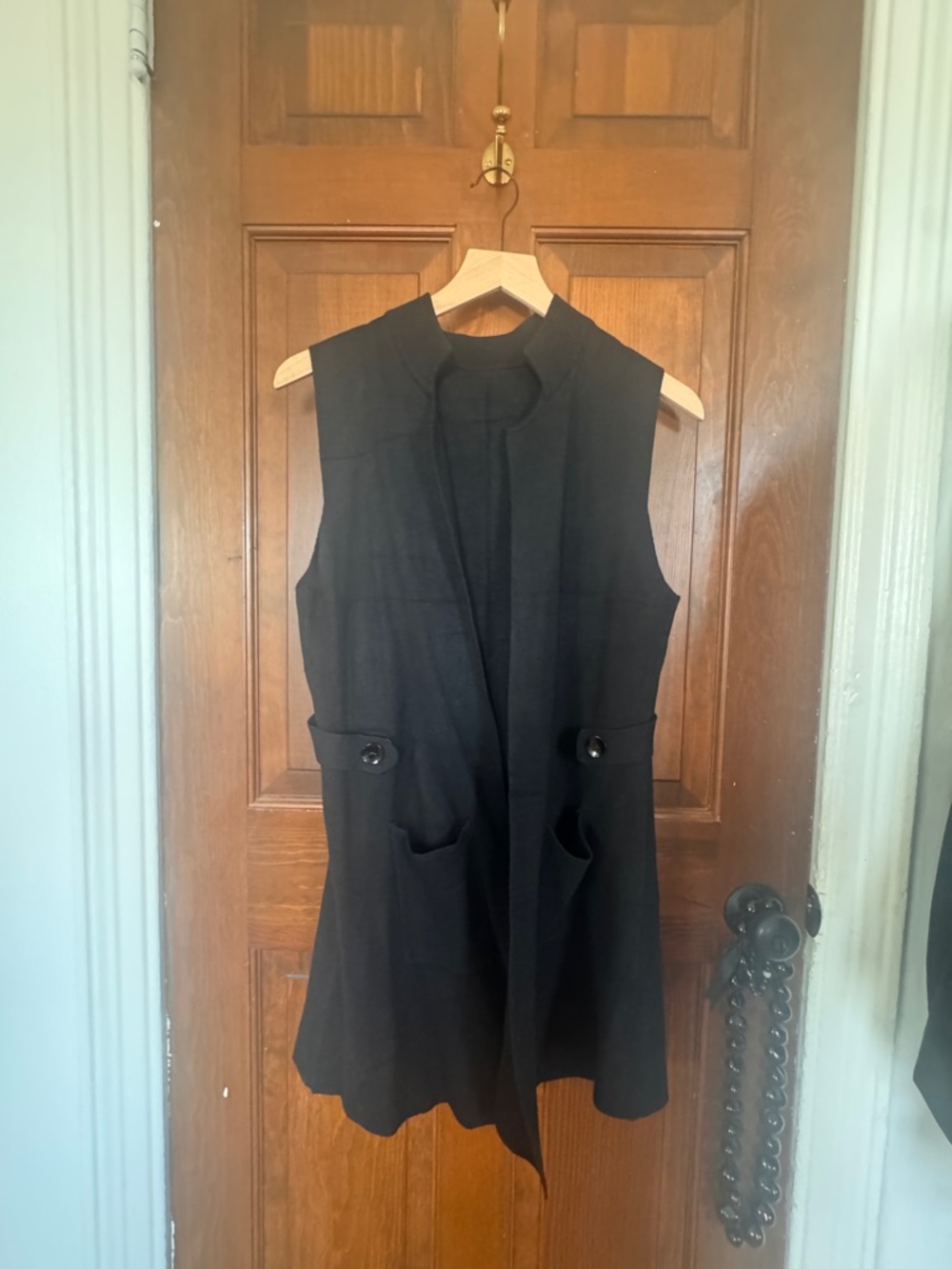 Sleeveless Black Vest with Front Pockets